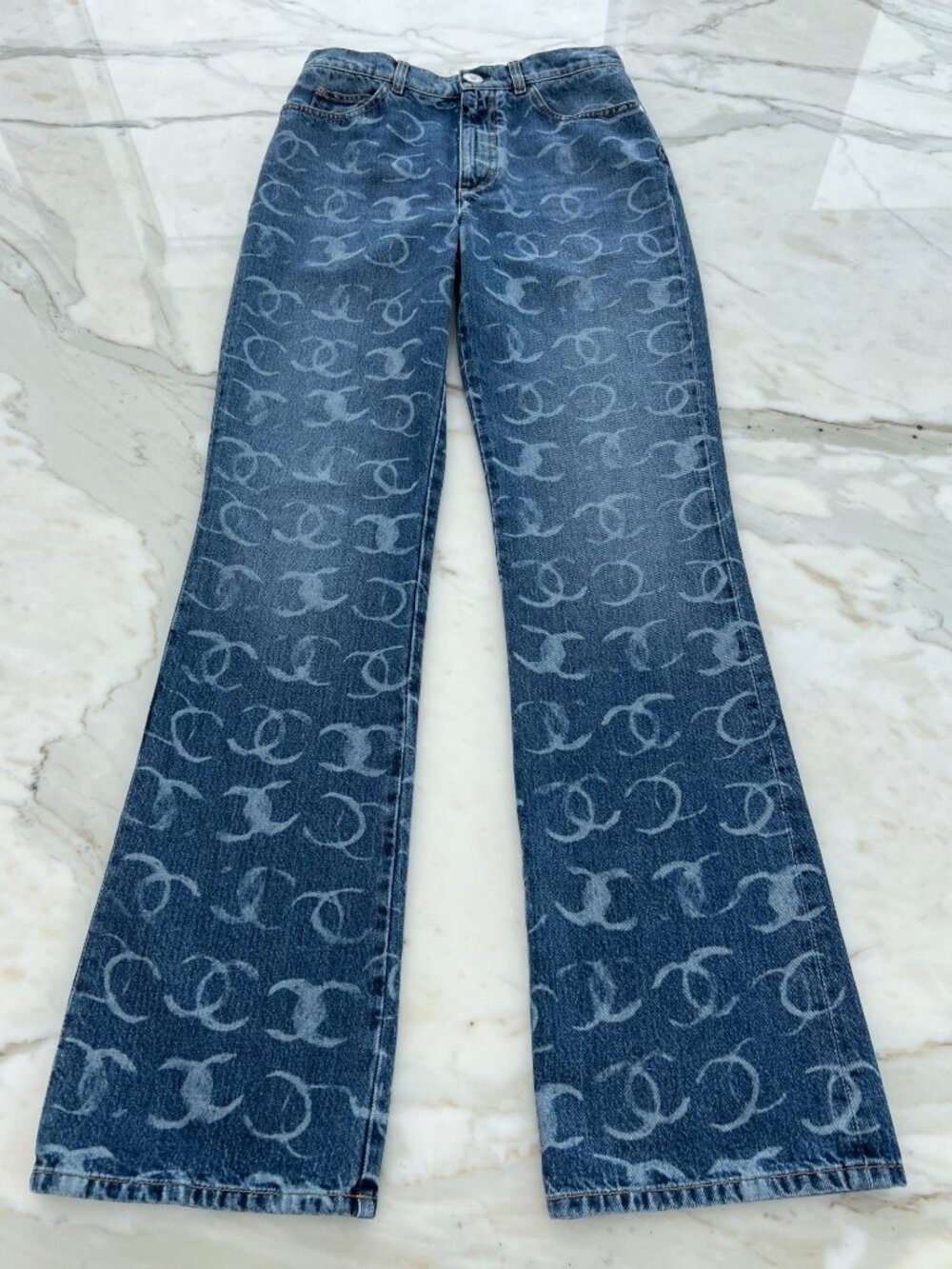 CHANEL 23N CC DARK BLUE SILVER SEQUINS BOOT CUT JEANS SIZE FR 36 / US 4 NWTS! - Picture 6 of 16